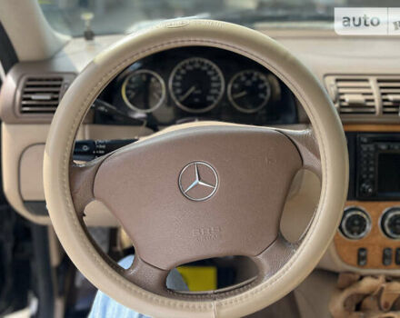 Чорний Мерседес М-Клас, об'ємом двигуна 4 л та пробігом 319 тис. км за 10700 $, фото 10 на Automoto.ua