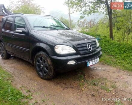 Чорний Мерседес М-Клас, об'ємом двигуна 2.69 л та пробігом 342 тис. км за 7200 $, фото 7 на Automoto.ua