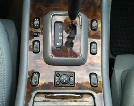 Чорний Мерседес М-Клас, об'ємом двигуна 4 л та пробігом 304 тис. км за 6900 $, фото 28 на Automoto.ua