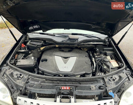 Чорний Мерседес М-Клас, об'ємом двигуна 2.99 л та пробігом 320 тис. км за 10000 $, фото 24 на Automoto.ua