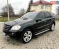 Черный Мерседес М-Класс, объемом двигателя 2.99 л и пробегом 398 тыс. км за 10800 $, фото 5 на Automoto.ua