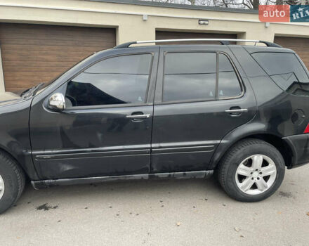 Чорний Мерседес М-Клас, об'ємом двигуна 2.7 л та пробігом 270 тис. км за 7900 $, фото 3 на Automoto.ua