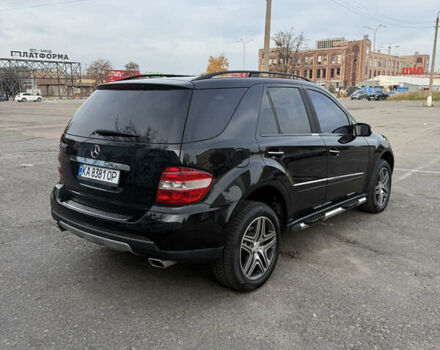 Черный Мерседес М-Класс, объемом двигателя 3.5 л и пробегом 156 тыс. км за 13700 $, фото 7 на Automoto.ua