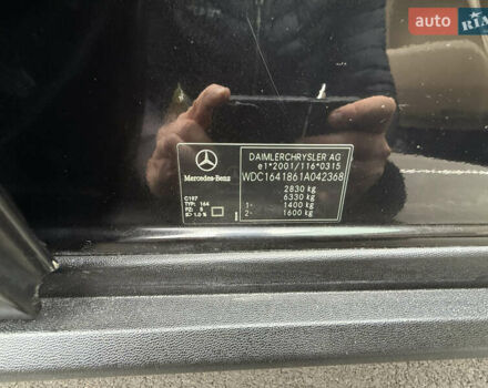 Черный Мерседес М-Класс, объемом двигателя 3.5 л и пробегом 300 тыс. км за 7700 $, фото 23 на Automoto.ua