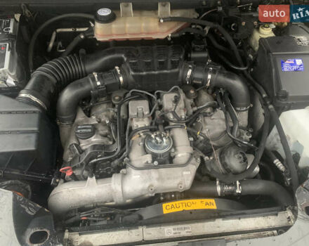 Чорний Мерседес М-Клас, об'ємом двигуна 4 л та пробігом 357 тис. км за 5100 $, фото 1 на Automoto.ua