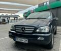 Черный Мерседес М-Класс, объемом двигателя 2.7 л и пробегом 334 тыс. км за 10500 $, фото 1 на Automoto.ua