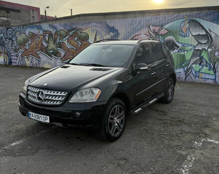 Черный Мерседес М-Класс, объемом двигателя 3.5 л и пробегом 156 тыс. км за 13700 $, фото 11 на Automoto.ua