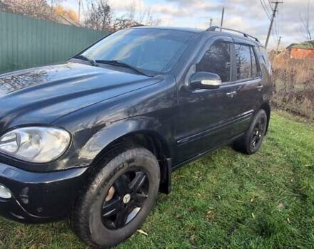 Черный Мерседес М-Класс, объемом двигателя 3.72 л и пробегом 398 тыс. км за 6000 $, фото 2 на Automoto.ua