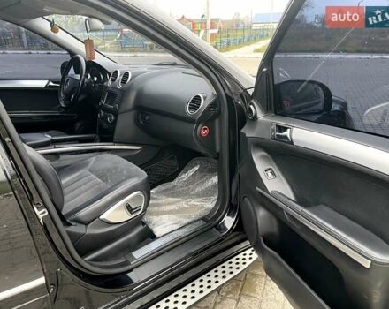 Черный Мерседес М-Класс, объемом двигателя 2.99 л и пробегом 398 тыс. км за 10800 $, фото 20 на Automoto.ua