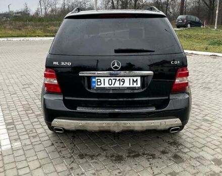 Черный Мерседес М-Класс, объемом двигателя 2.99 л и пробегом 398 тыс. км за 10800 $, фото 11 на Automoto.ua