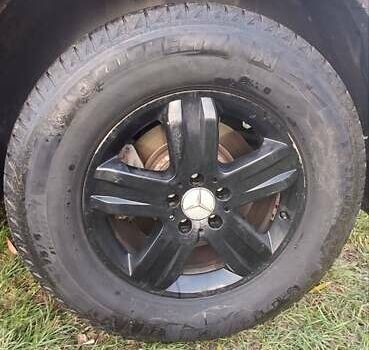 Черный Мерседес М-Класс, объемом двигателя 3.72 л и пробегом 398 тыс. км за 6000 $, фото 5 на Automoto.ua