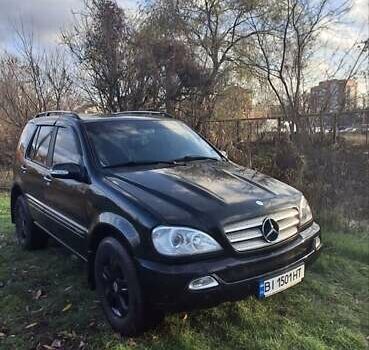 Черный Мерседес М-Класс, объемом двигателя 3.72 л и пробегом 398 тыс. км за 6000 $, фото 1 на Automoto.ua