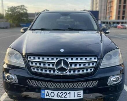 Чорний Мерседес М-Клас, об'ємом двигуна 3.5 л та пробігом 208 тис. км за 7700 $, фото 5 на Automoto.ua