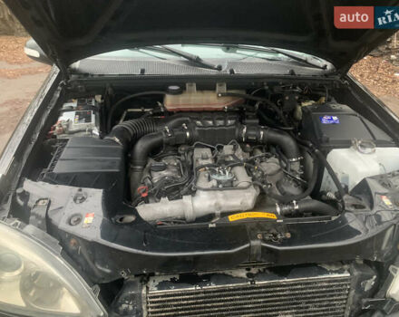 Чорний Мерседес М-Клас, об'ємом двигуна 4 л та пробігом 357 тис. км за 5100 $, фото 2 на Automoto.ua