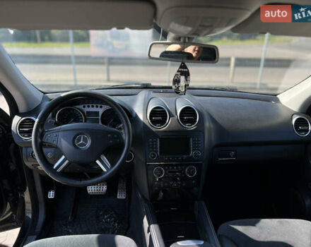 Черный Мерседес М-Класс, объемом двигателя 3 л и пробегом 337 тыс. км за 11500 $, фото 11 на Automoto.ua