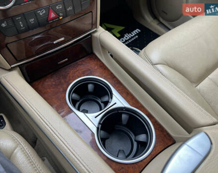 Черный Мерседес М-Класс, объемом двигателя 3.5 л и пробегом 282 тыс. км за 8777 $, фото 24 на Automoto.ua