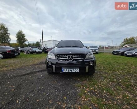Чорний Мерседес М-Клас, об'ємом двигуна 6.2 л та пробігом 286 тис. км за 10599 $, фото 1 на Automoto.ua