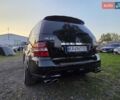 Черный Мерседес М-Класс, объемом двигателя 6.21 л и пробегом 286 тыс. км за 10899 $, фото 13 на Automoto.ua
