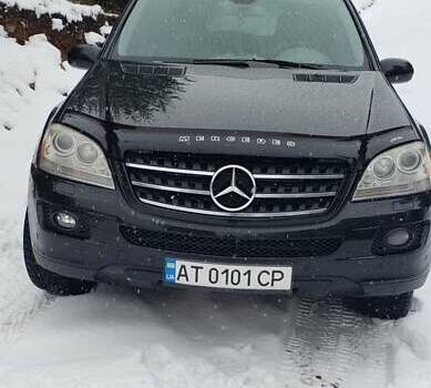 Мерседес М-Класс 2006 в Буковеле на Automoto.ua Черный Мерседес М-Класс, объемом двигателя 3 л и пробегом 290 тыс. км за 11500 $, фото 1 на Automoto.ua