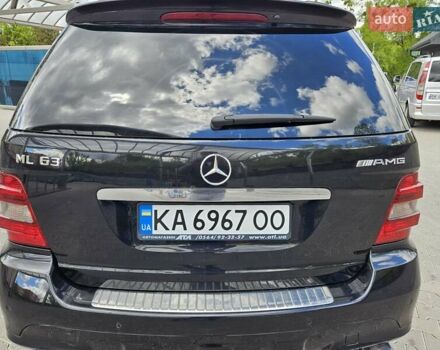 Чорний Мерседес М-Клас, об'ємом двигуна 6.2 л та пробігом 195 тис. км за 11499 $, фото 12 на Automoto.ua
