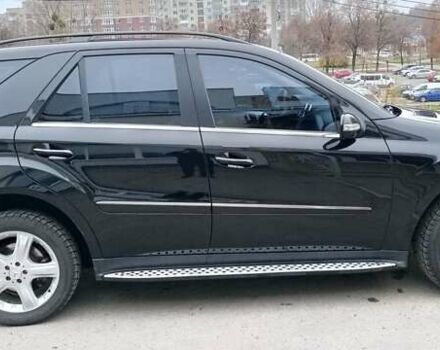Черный Мерседес М-Класс, объемом двигателя 3.5 л и пробегом 176 тыс. км за 9000 $, фото 21 на Automoto.ua