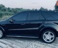 Черный Мерседес М-Класс, объемом двигателя 6.2 л и пробегом 180 тыс. км за 12500 $, фото 1 на Automoto.ua