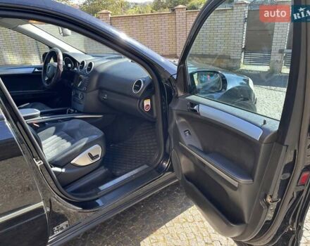 Чорний Мерседес М-Клас, об'ємом двигуна 2.99 л та пробігом 385 тис. км за 11500 $, фото 3 на Automoto.ua