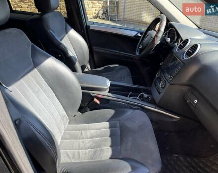 Чорний Мерседес М-Клас, об'ємом двигуна 2.99 л та пробігом 385 тис. км за 11500 $, фото 5 на Automoto.ua