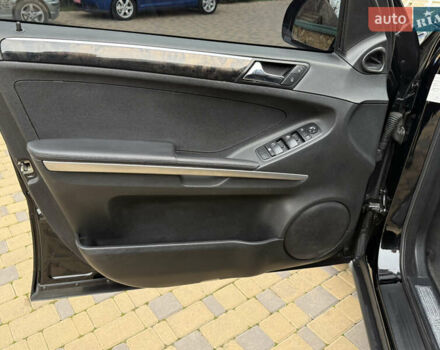 Чорний Мерседес М-Клас, об'ємом двигуна 2.99 л та пробігом 218 тис. км за 11299 $, фото 12 на Automoto.ua