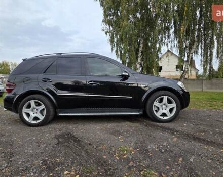 Чорний Мерседес М-Клас, об'ємом двигуна 6.2 л та пробігом 286 тис. км за 10599 $, фото 6 на Automoto.ua