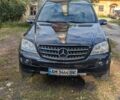 Чорний Мерседес М-Клас, об'ємом двигуна 2.99 л та пробігом 256 тис. км за 10650 $, фото 29 на Automoto.ua