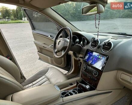 Мерседес М-Клас 2006 у Старом Самборе на Automoto.ua Чорний Мерседес М-Клас, об'ємом двигуна 3.5 л та пробігом 293 тис. км за 8800 $, фото 7 на Automoto.ua