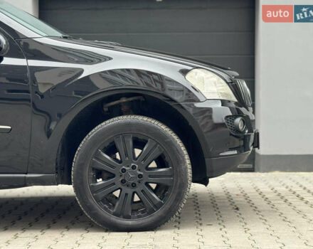 Черный Мерседес М-Класс, объемом двигателя 3 л и пробегом 386 тыс. км за 10999 $, фото 10 на Automoto.ua