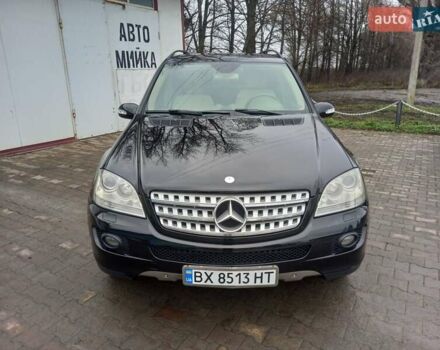 Черный Мерседес М-Класс, объемом двигателя 3 л и пробегом 366 тыс. км за 10500 $, фото 17 на Automoto.ua