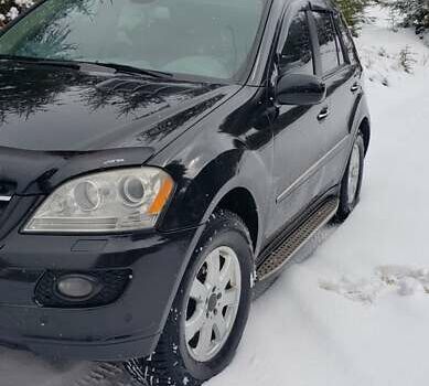 Мерседес М-Класс 2006 в Буковеле на Automoto.ua Черный Мерседес М-Класс, объемом двигателя 3 л и пробегом 290 тыс. км за 11500 $, фото 5 на Automoto.ua