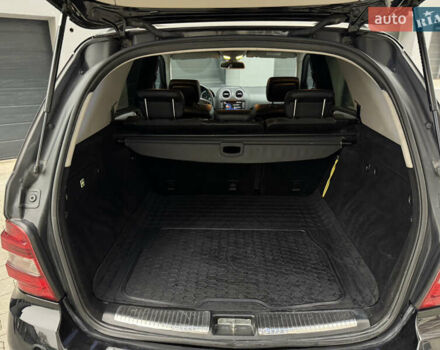 Черный Мерседес М-Класс, объемом двигателя 3 л и пробегом 386 тыс. км за 10999 $, фото 13 на Automoto.ua