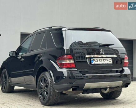Черный Мерседес М-Класс, объемом двигателя 3 л и пробегом 386 тыс. км за 10999 $, фото 15 на Automoto.ua