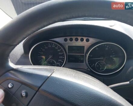 Черный Мерседес М-Класс, объемом двигателя 3 л и пробегом 317 тыс. км за 10000 $, фото 6 на Automoto.ua