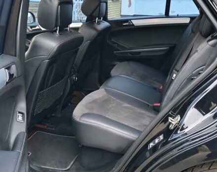 Черный Мерседес М-Класс, объемом двигателя 3.5 л и пробегом 176 тыс. км за 9000 $, фото 27 на Automoto.ua