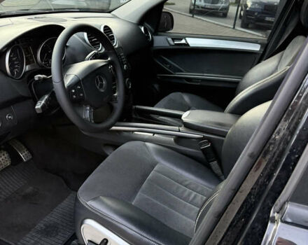 Черный Мерседес М-Класс, объемом двигателя 2.99 л и пробегом 385 тыс. км за 10500 $, фото 10 на Automoto.ua