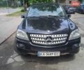 Черный Мерседес М-Класс, объемом двигателя 3.5 л и пробегом 285 тыс. км за 11500 $, фото 1 на Automoto.ua