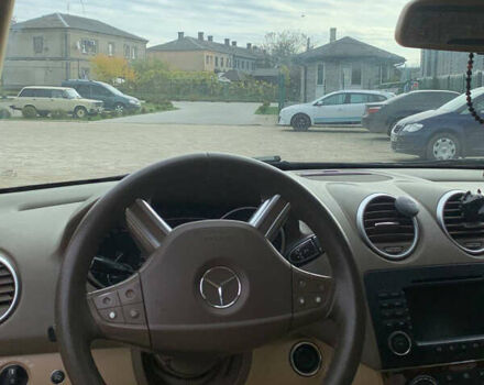 Чорний Мерседес М-Клас, об'ємом двигуна 2.99 л та пробігом 367 тис. км за 10000 $, фото 7 на Automoto.ua