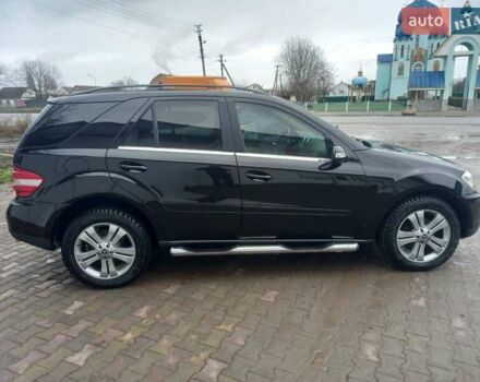 Черный Мерседес М-Класс, объемом двигателя 3 л и пробегом 366 тыс. км за 10500 $, фото 13 на Automoto.ua