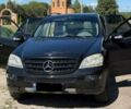 Черный Мерседес М-Класс, объемом двигателя 3.5 л и пробегом 265 тыс. км за 10000 $, фото 1 на Automoto.ua