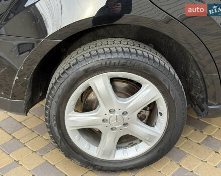 Чорний Мерседес М-Клас, об'ємом двигуна 2.99 л та пробігом 218 тис. км за 11299 $, фото 19 на Automoto.ua