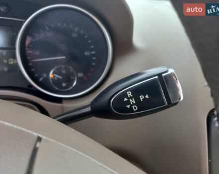 Черный Мерседес М-Класс, объемом двигателя 3 л и пробегом 366 тыс. км за 10500 $, фото 57 на Automoto.ua