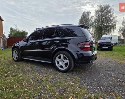 Чорний Мерседес М-Клас, об'ємом двигуна 6.2 л та пробігом 286 тис. км за 10599 $, фото 13 на Automoto.ua