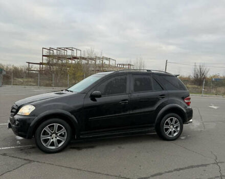 Черный Мерседес М-Класс, объемом двигателя 3.5 л и пробегом 277 тыс. км за 9000 $, фото 29 на Automoto.ua