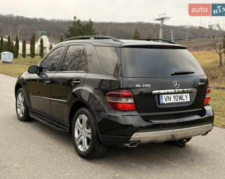 Черный Мерседес М-Класс, объемом двигателя 3 л и пробегом 275 тыс. км за 7900 $, фото 33 на Automoto.ua