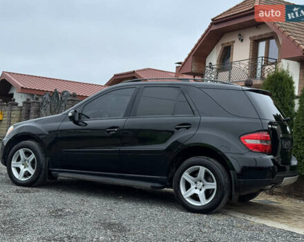 Черный Мерседес М-Класс, объемом двигателя 3.5 л и пробегом 236 тыс. км за 7700 $, фото 30 на Automoto.ua